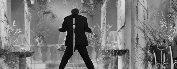 Non ha l’età. Il Festival di Sanremo in bianco e nero 1951-1976. Fino al 12 maggio alle Gallerie d&#039;Italia di Torino la mostra che espone un nucleo delle 15000 fotografie del festival dell’Archivio Publifoto Intesa Sanpaolo,