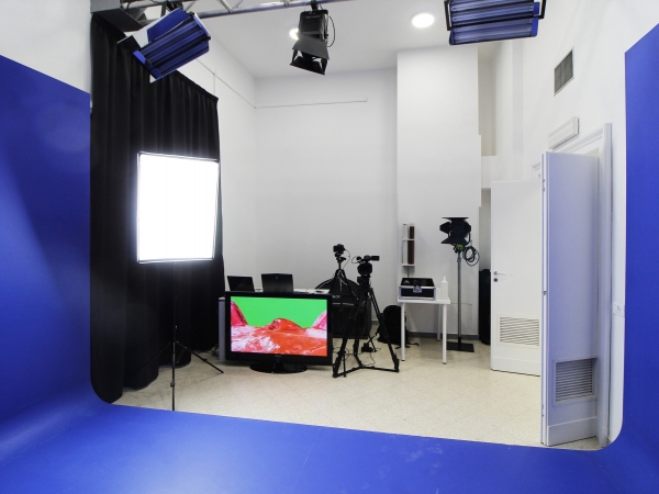 Dopo il successo estivo e di ottobre con gli aperitivi scientifici, a novembre l&#039;offerta di Technotown si arricchisce con tre nuovi format gratuiti: speciali laboratori, minicorsi e aperiworkshop durante i weekend creativi del mese